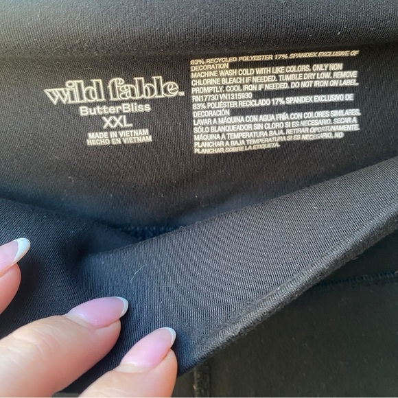 Wild Fable High Waist ButterBliss Leggings With Side Stripe I Size: XXL - Picture 6 of 7